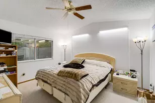 7301 Sunsweet Ln, Sacramento, CA 95828 - Photo 17