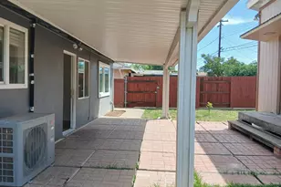 6088 Georgia Dr, North Highlands, CA 95660 - Photo 7