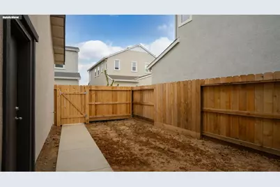 8384 Solfrid Way, Elk Grove, CA 95757 - Photo 17