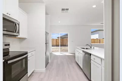 2283 Ghirardelli, Linda, CA 95901 - Photo 5