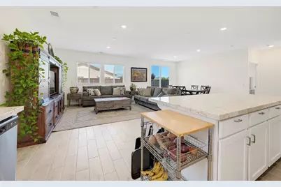 1398 Elkins Circle, Olivehurst, CA 95961 - Photo 23