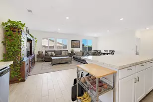 1398 Elkins Cir, Olivehurst, CA 95961 - Photo 23