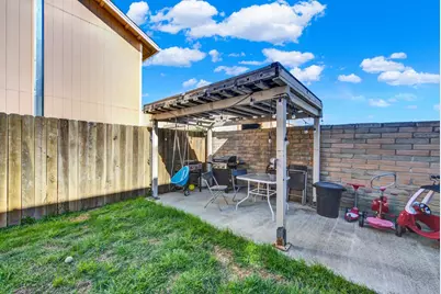 192 W Lincoln Avenue, Woodland, CA 95695 - Photo 15