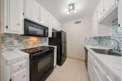 3660 W Benjamin Holt Drive, Stockton, CA 95207 - Photo 13