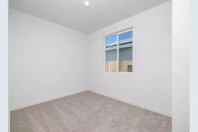 2203 Woods Drive, Linda, CA 95901 - Photo 5