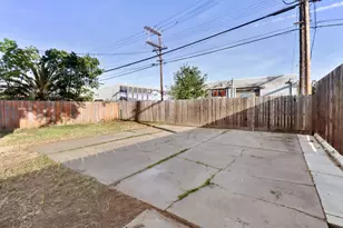 1812 El Monte Ave, Sacramento, CA 95815 - Photo 37