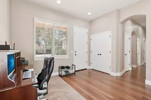 1217 Hemingway Dr, Roseville, CA 95747 - Photo 9