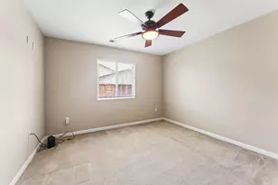10057 Noyo Ln, Stockton, CA 95219 - Photo 17