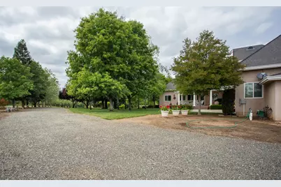 6640 Harrington, Arbuckle, CA 95912 - Photo 41