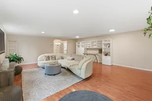 1301 Chestnut Ln, Davis, CA 95616 - Photo 19