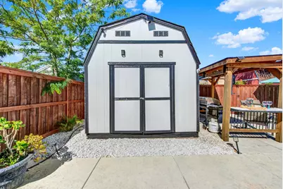1968 Branding Iron Way, Plumas Lake, CA 95961 - Photo 73
