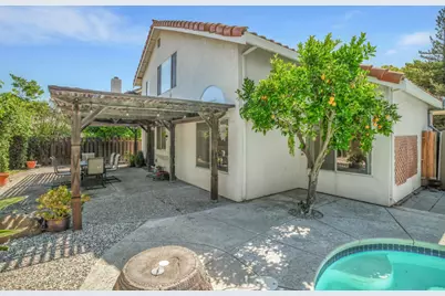 225 Pacheco Drive, Tracy, CA 95376 - Photo 23