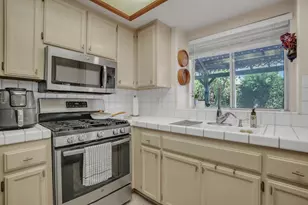 225 Pacheco Dr, Tracy, CA 95376 - Photo 9