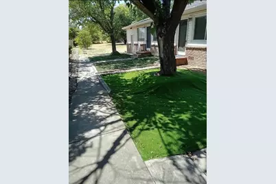 2749 Fairfield Street, Sacramento, CA 95815 - Photo 13