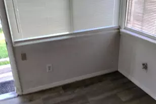1727 5th Ave, Olivehurst, CA 95961 - Photo 3