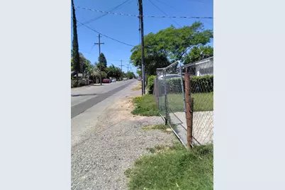 1727 5th Avenue, Olivehurst, CA 95961 - Photo 7