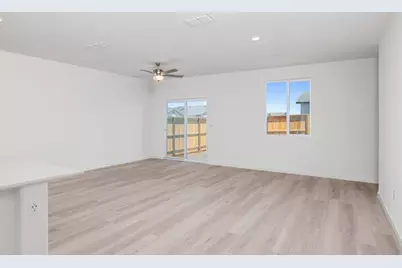 949 S Rossi Avenue, Stockton, CA 95215 - Photo 5