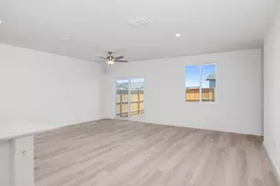 949 S Rossi Ave, Stockton, CA 95215 - Photo 5
