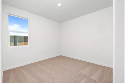 949 S Rossi Avenue, Stockton, CA 95215 - Photo 9