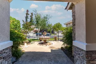 1044 Jasmine Hollow Dr, Manteca, CA 95337 - Photo 5