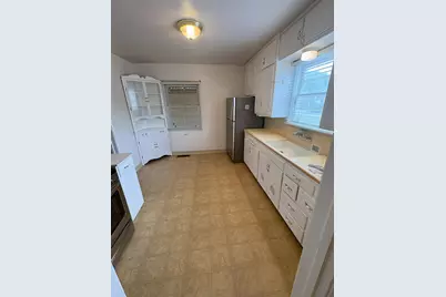 59 E Monterey Avenue, Stockton, CA 95204 - Photo 9