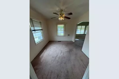 59 E Monterey Avenue, Stockton, CA 95204 - Photo 7