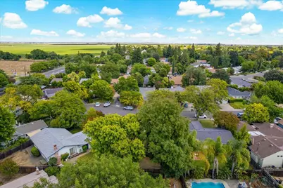1807 Raintree Place, Davis, CA 95618 - Photo 53