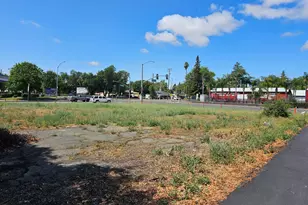 845 East St, Woodland, CA 95776 - Photo 1
