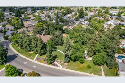2788 Catania Way, Sacramento, CA 95826 - Photo 29