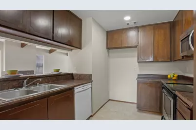 2788 Catania Way, Sacramento, CA 95826 - Photo 13