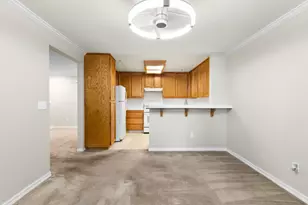 4900 Dover Ln, Sacramento, CA 95842 - Photo 15