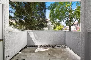 4900 Dover Ln, Sacramento, CA 95842 - Photo 19
