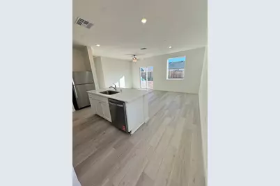 2207 Palmer Drive, Linda, CA 95901 - Photo 5
