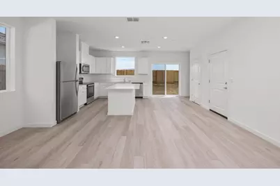 809 Helmsley Lane, Patterson, CA 95363 - Photo 3