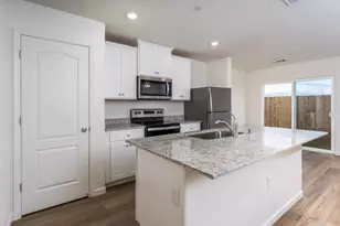 1075 Aiden Dr, Newman, CA 95360 - Photo 3