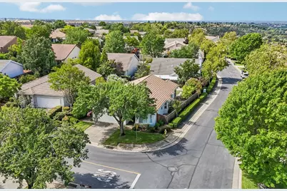 2900 Greens Court, Rocklin, CA 95765 - Photo 5