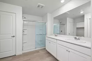 812 Helmsley Ln, Patterson, CA 95363 - Photo 9