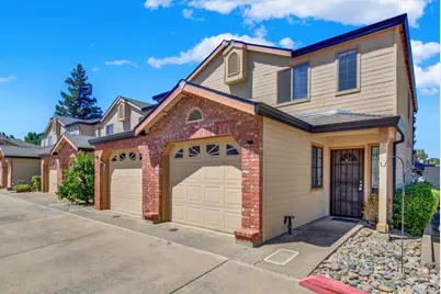 2250 Scarborough Drive #34, Lodi, CA 95240 - Photo 3