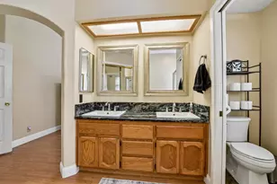 7817 Wymark Dr, Elk Grove, CA 95758 - Photo 17