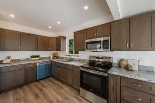 401 N Indiana Ave, Modesto, CA 95357 - Photo 23