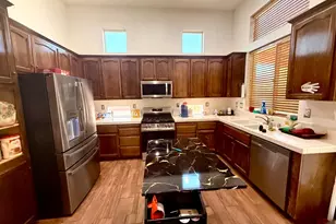 5686 Oakwood Dr, Linda, CA 95901 - Photo 11