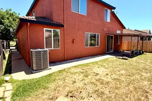5686 Oakwood Dr, Linda, CA 95901 - Photo 7