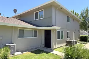 4516 Greenholme Dr, Sacramento, CA 95842 - Photo 7