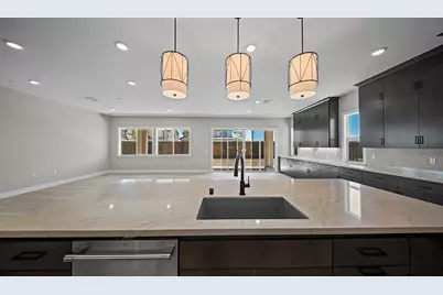418 E Cerrado Way, Mountain House, CA 95391 - Photo 9