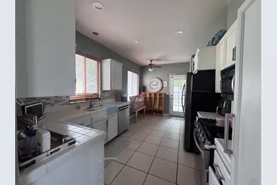 7436 High Point Lane, Sacramento, CA 95842 - Photo 9