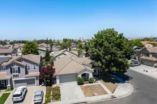 1893 Hardy Dr, Woodland, CA 95776 - Photo 33