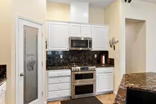 1893 Hardy Dr, Woodland, CA 95776 - Photo 11