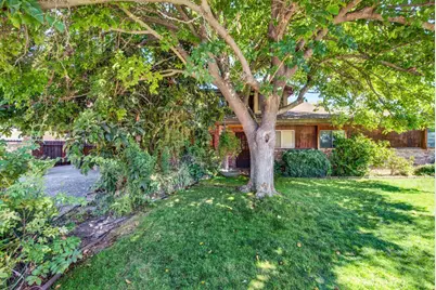 2225 Franco Lane, Sacramento, CA 95821 - Photo 11