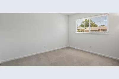 2043 Edwin Way, Sacramento, CA 95825 - Photo 13
