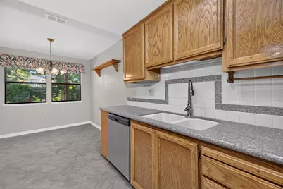 1724 Amber Leaf Way, Lodi, CA 95242 - Photo 11